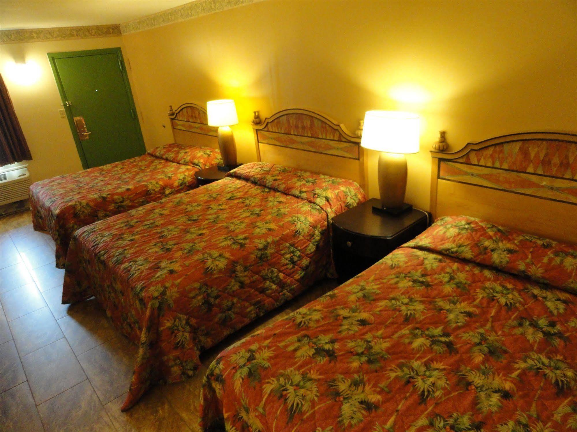 Sea Palace Motel